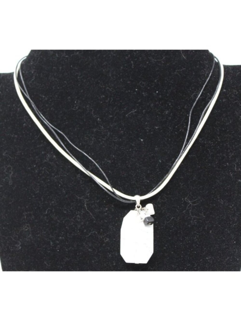 Chicos White Howlit Pendant Necklace Black White MultiStrand Cord Chain Adj J7LB